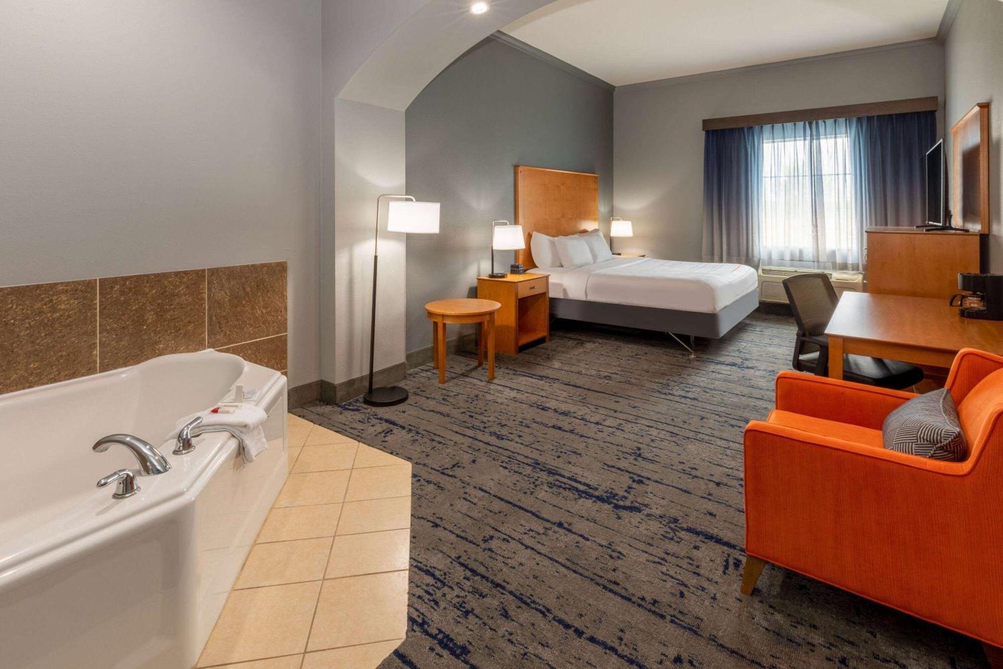 Hotel La Quinta By Wyndham Bridgeport Zewnętrze zdjęcie