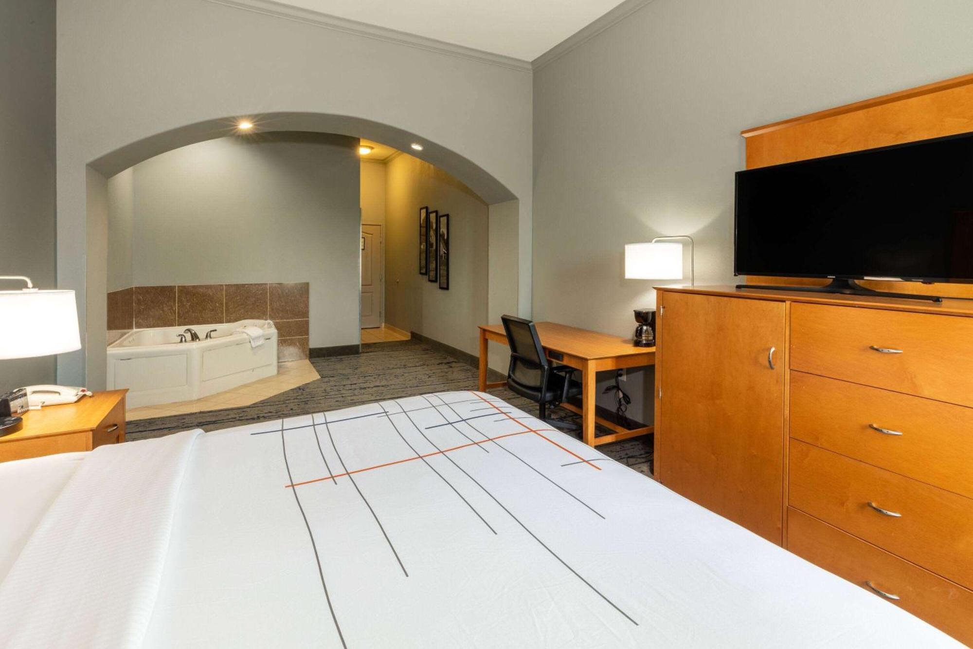 Hotel La Quinta By Wyndham Bridgeport Zewnętrze zdjęcie